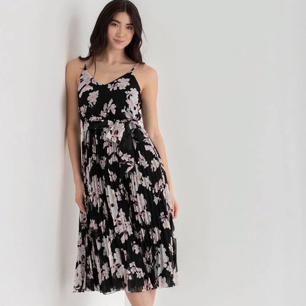 V-Neck Pleated Skirt Midi Dress size small NWT
